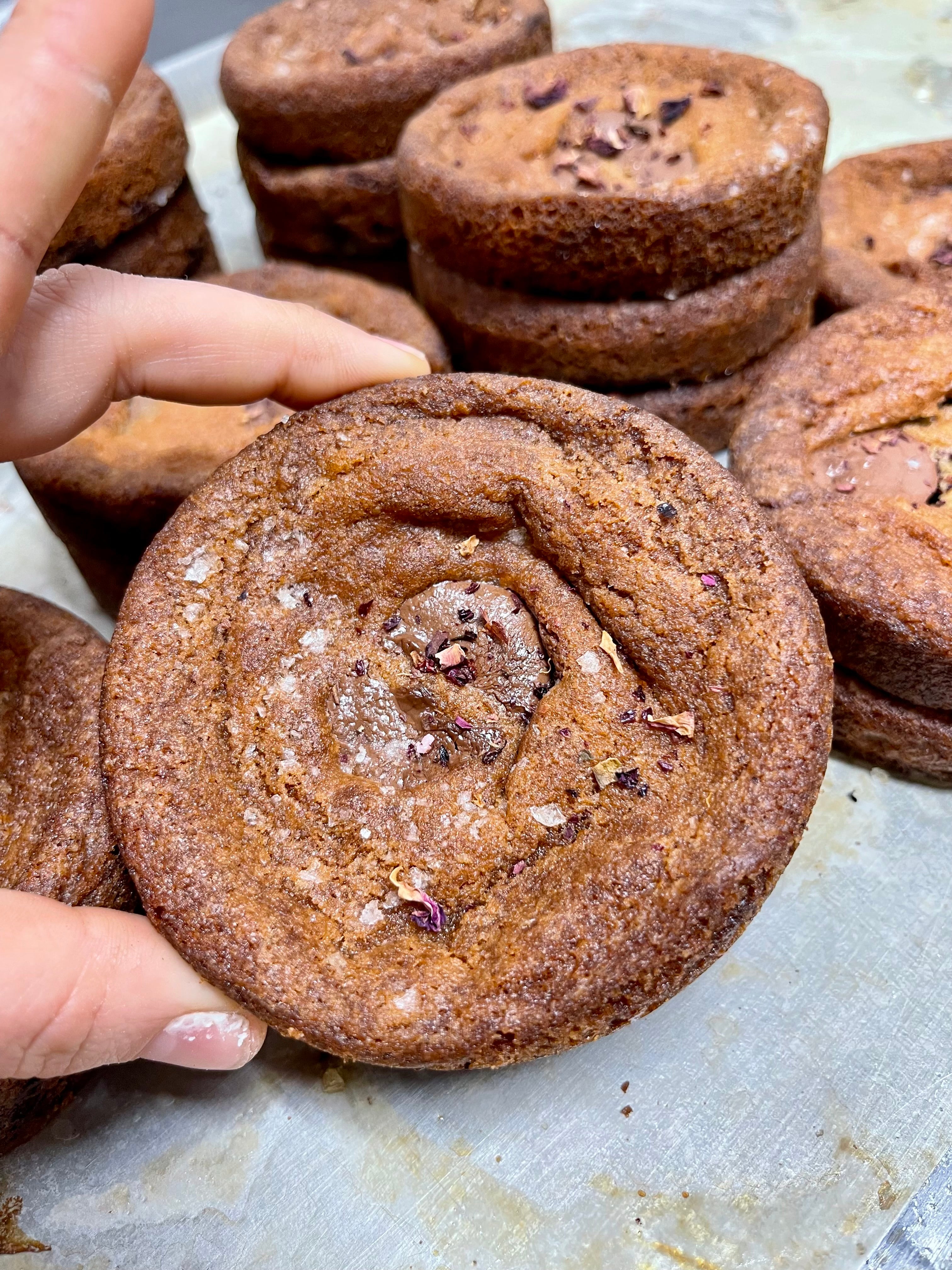 ROSE TAHINI CHOCOLATE CHIP COOKIE – Michi Michi
